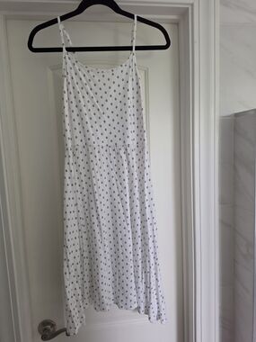 Old Navy White Tank Top with Subtle White Dress With Black Dot Print
